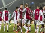 问鼎娱乐-赛地聚焦——欧冠今夜热度飙升，埃因霍温内部沟通，更衣室稳定，阵容厚度经受考验的简单介绍