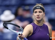 问鼎国际-科维托娃回归赛场，爆冷首场状态亮眼，公牛观众沸腾！的简单介绍