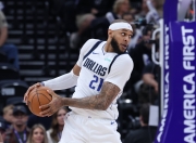 问鼎娱乐-浓眉哥在勇士比赛中大胜，比分优势明显引发热议！的简单介绍