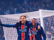 问鼎娱乐-包含Ming连续七场比赛得分超过败北，巴黎圣日耳曼挑战极限！的词条