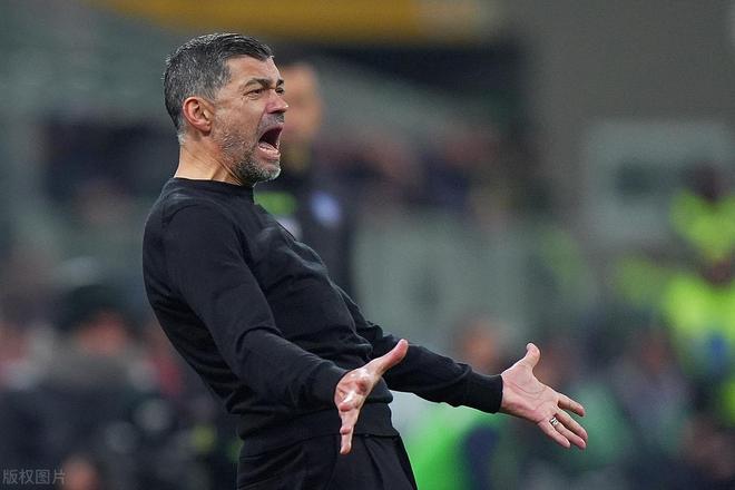  酷雷伏铠甲召唤人柯胜 