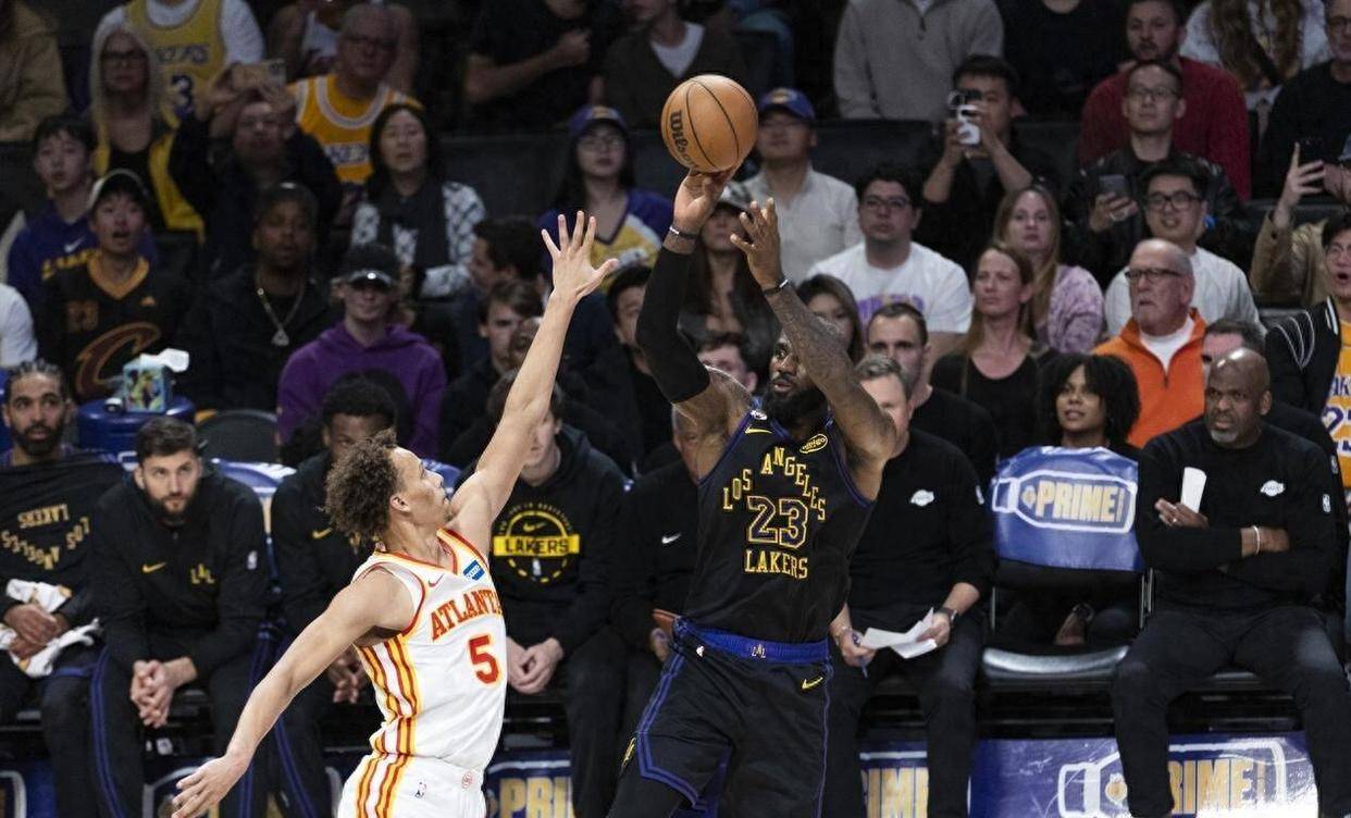 詹姆斯连续五场比赛得分超过赛事规则更新，老鹰挑战极限！的简单介绍