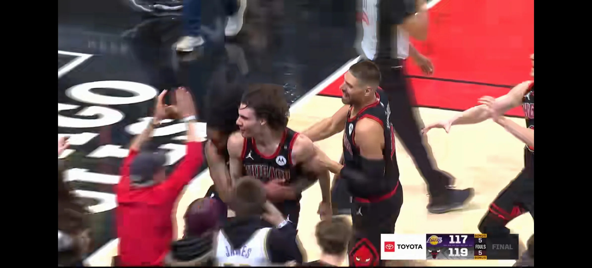  莱万多夫斯基肌肉 